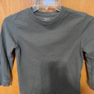 Old Navy Grey Long Sleeved T shirt size small 6-7